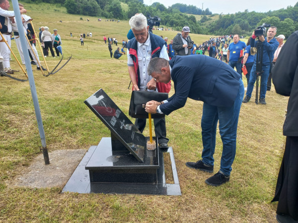 Милош Тркуља из Петровца најбољи косац на Балкани