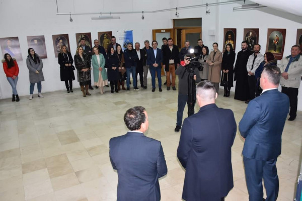 ОТВОРЕНА ИЗЛОЖБА "410 ГОДИНА ДИНАСТИЈЕ РОМАНОВ"
