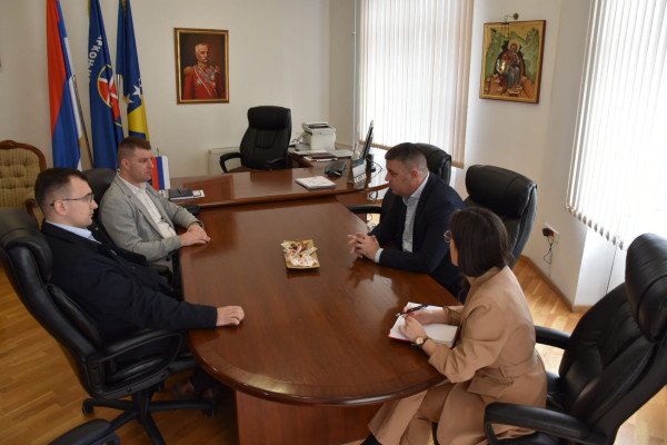 Вођевић: Настављамо улагања у вриједне младе људе