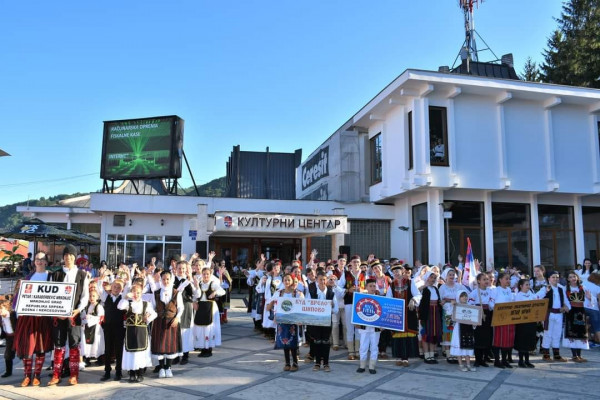 ОДРЖАНА 18. КОСАЧКА СМОТРА ФОЛКЛОРА 