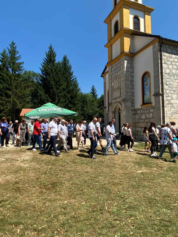 Храмовна Слава у Бараћима