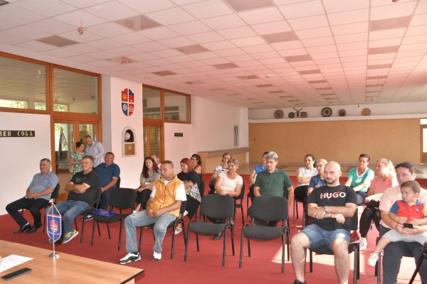 ЗА САМОЗАПОШЉАВАЊЕ У ПОЉОПРИВРЕДИ 72.000,00КМ