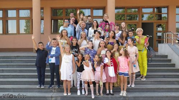 МРКОЊИЋ ГРАД -ГРАД ПЈЕСМЕ И ОСМЈЕХА