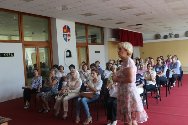 Одржано предавање о остеопорози