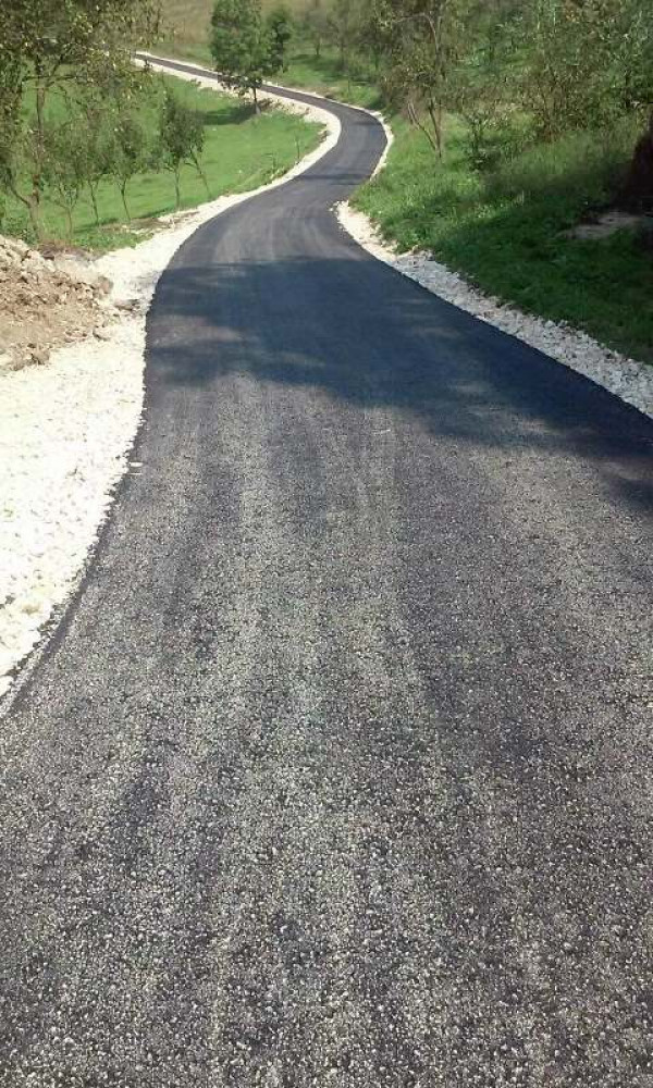 Завршено асфалтирање путева у Подбрду и Копљевићима