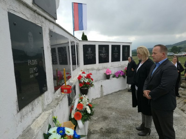 У Грацима служен парастос погинулим борцима