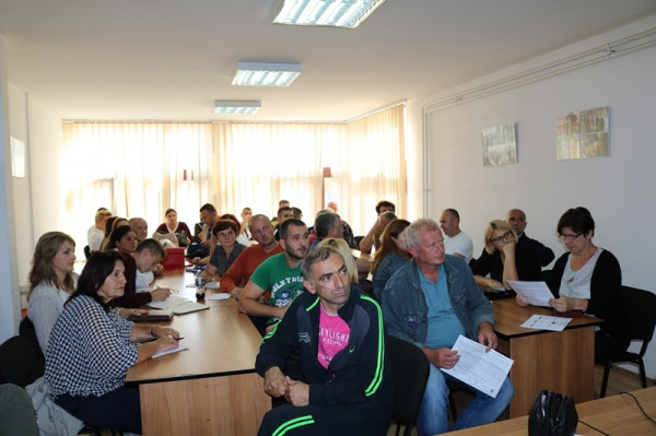 Одржано предавање за произвођаче малина