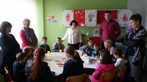 У оквиру Дјечије недјеље представници Центра за социјални рад посјетили малишане у Дневном центру ''Бубамара''