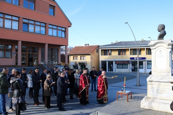 Обиљежeнa 92 година од подизања споменика краљу Петру I Карађорђевићу Мркоњићу