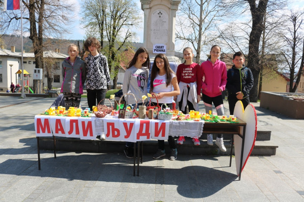 „Мали људи великог срца“-традиционална хуманитарна акција ученика ОШ „Иван Горан Ковачић