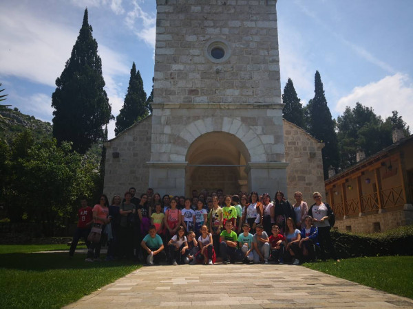 Ученици ОШ „Бранко Ћопић“ на дводневној екскурзији у Требињу